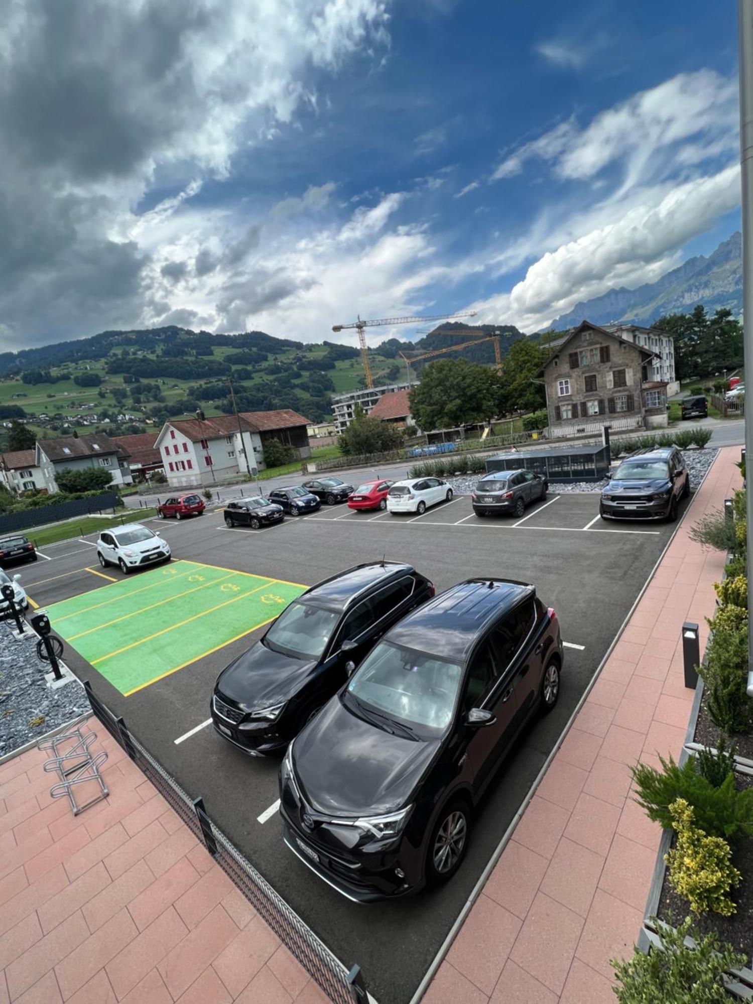 Waz Wohnen Auf Zeit - Flums Apartment Exterior foto